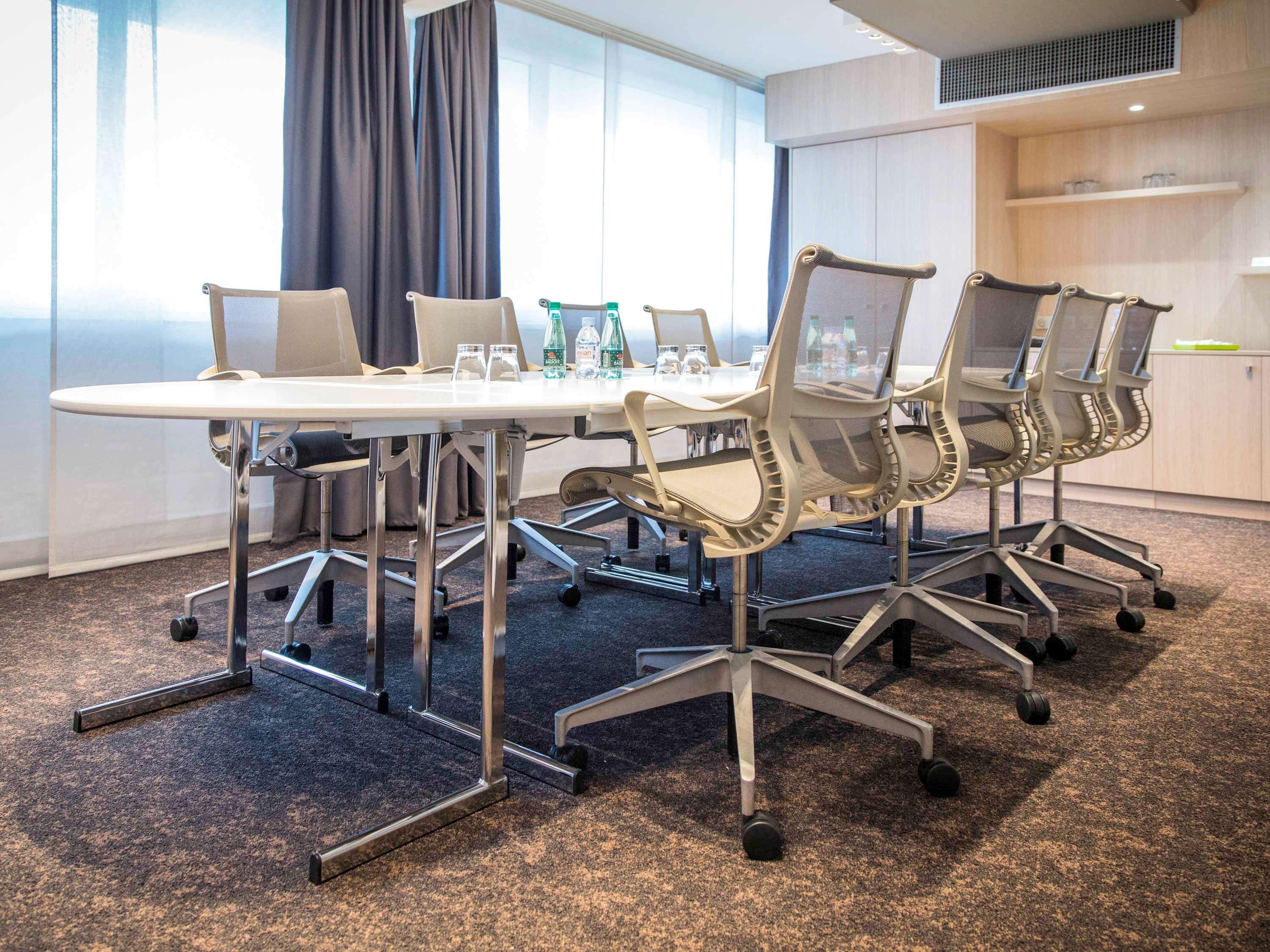 Novotel Lille Aeroport Εξωτερικό φωτογραφία